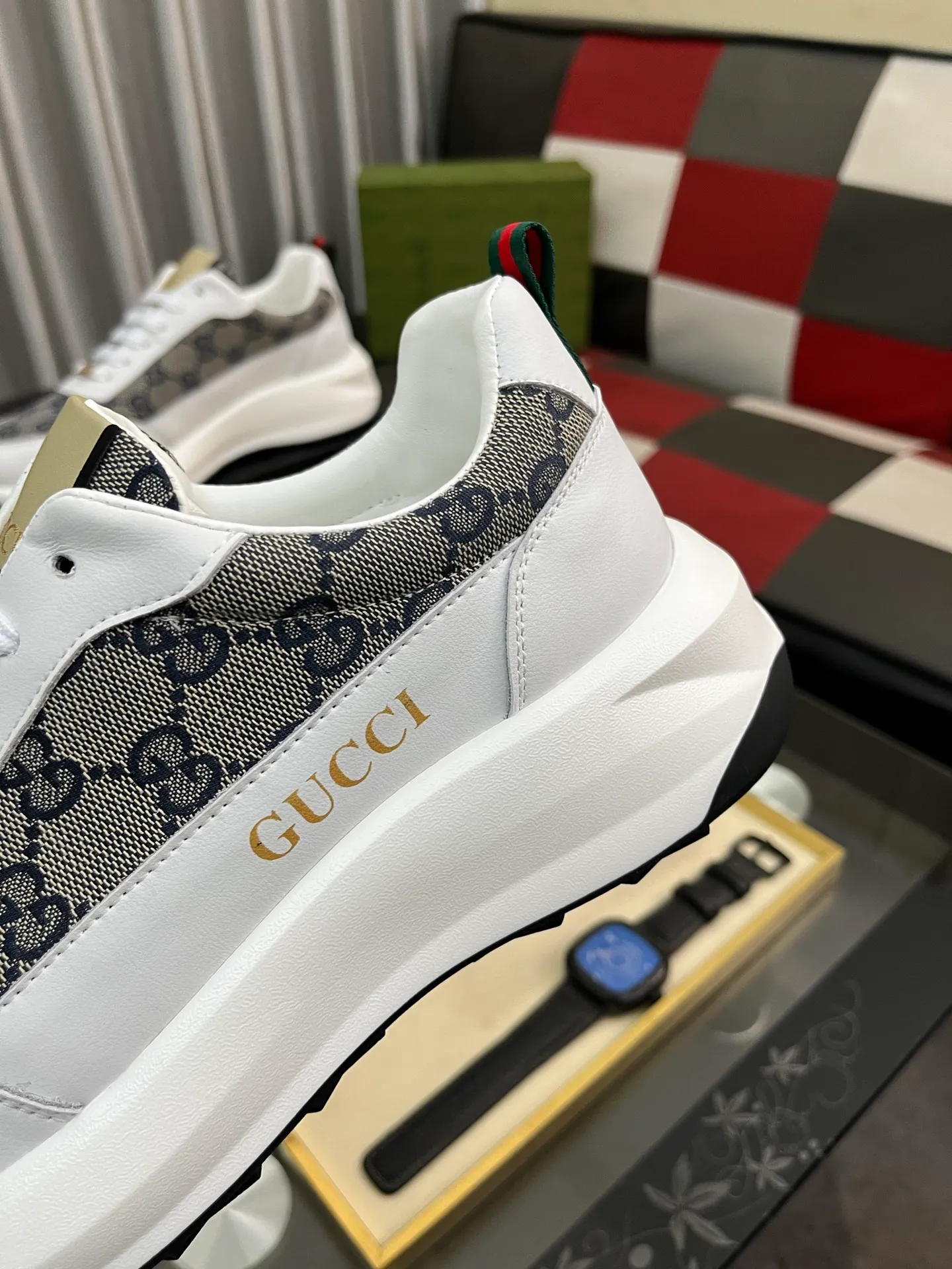 Men's Men's Shoes💰440⌚️⌚️【GUCCI】Gucci men's latest white shoe series casual shoes! The official website is built 1:1. Upper: Made of imported cowhide, with electric embroidery ➕Inner lining: Made of high-quality first-layer pigskin, soft and comfortable. Picky material selection and exquisite workmanship give you the best enjoyment. Size: 38-444️⃣Colors available